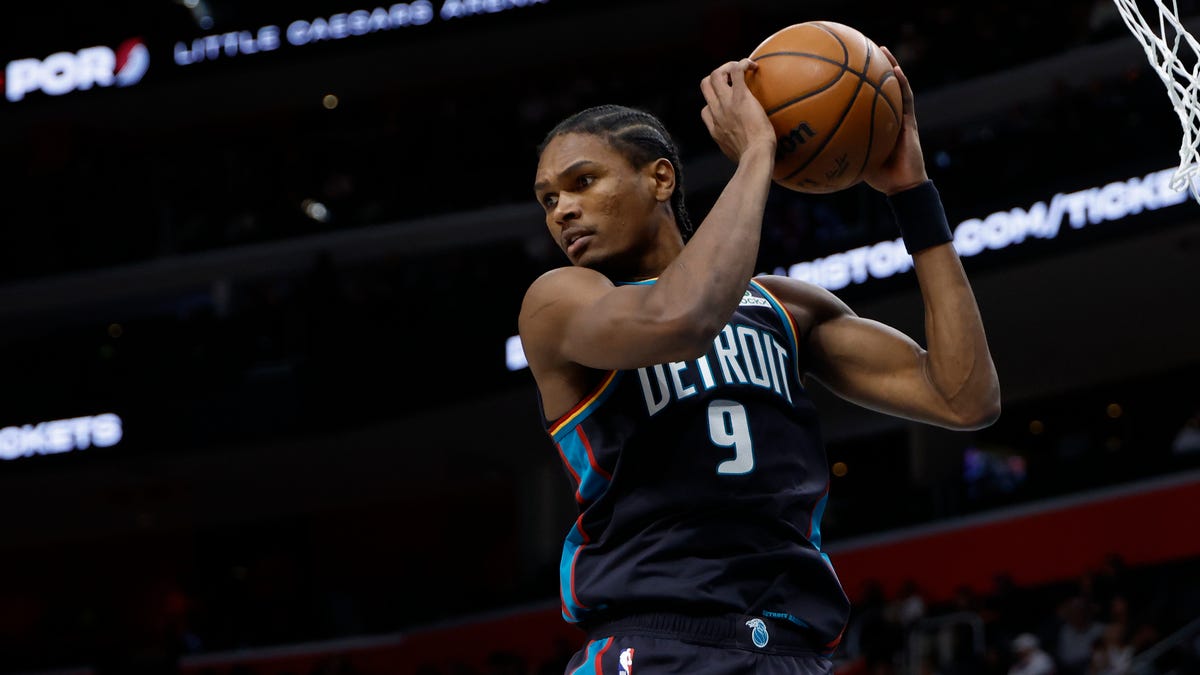 Detroit Pistons back on win streak with 99-98 win vs Atlanta Hawks