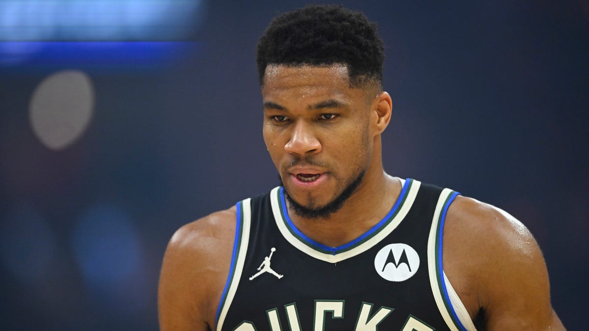 Giannis Antetokounmpo landing spots as trade rumors begin