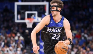 Full injury report, streaming, betting odds for Dec. 5