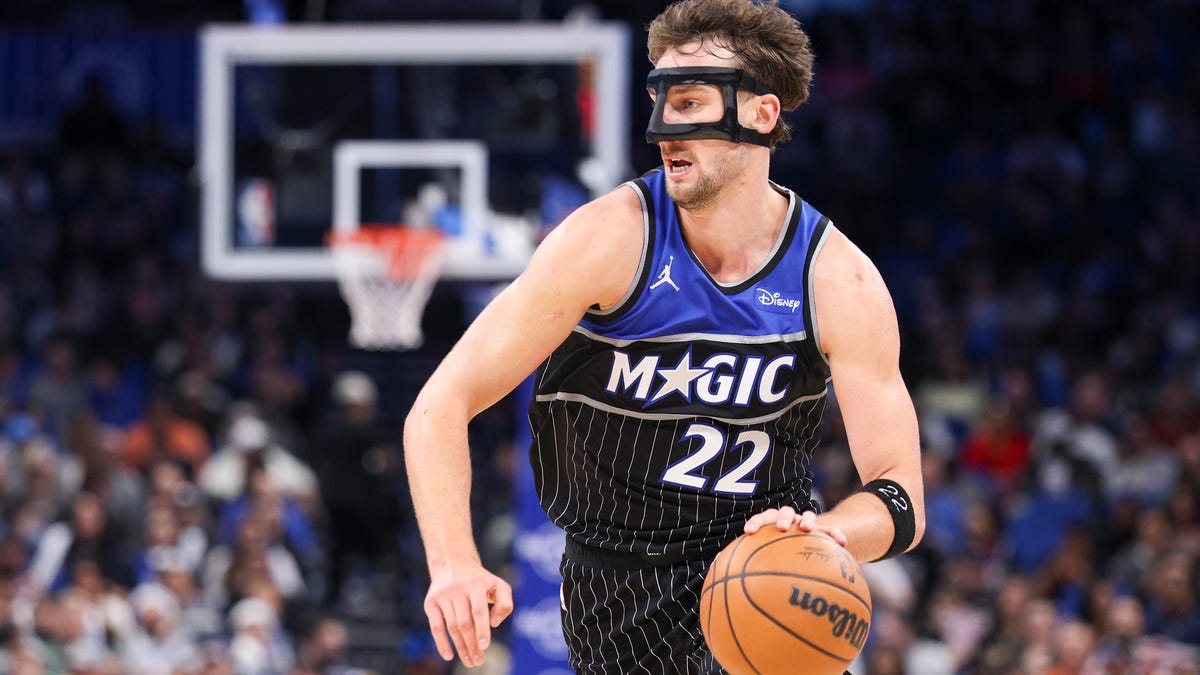 Full injury report, streaming, betting odds for Dec. 5