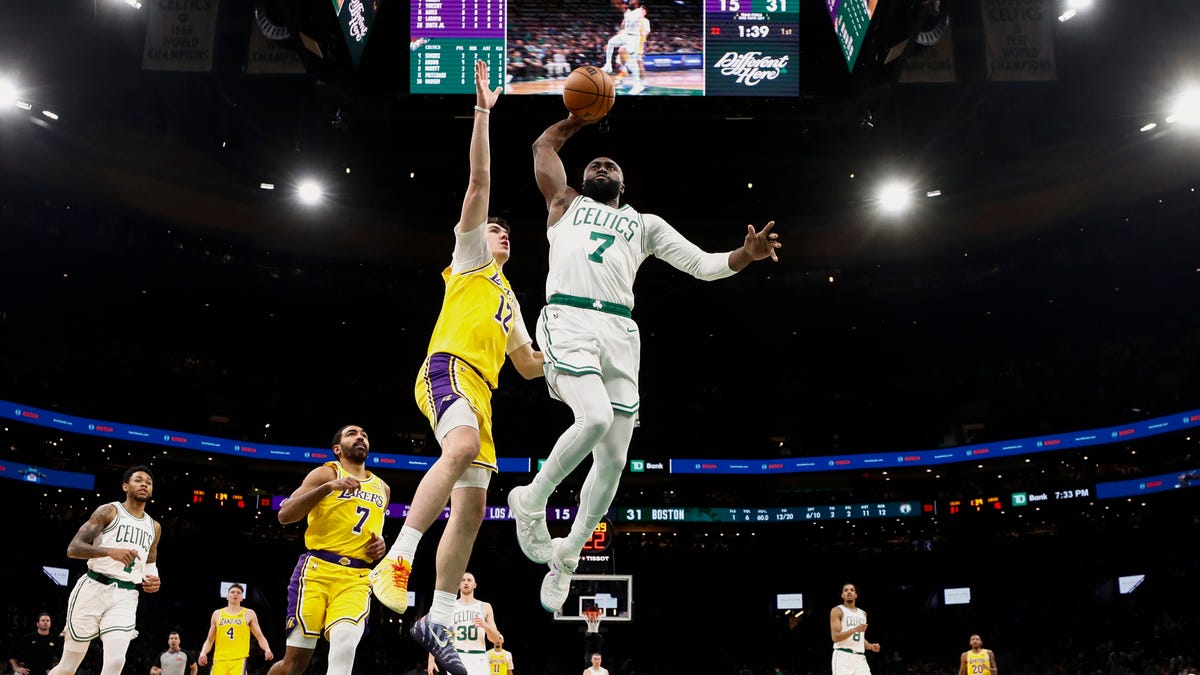 L.A. gets blown out by Celtics