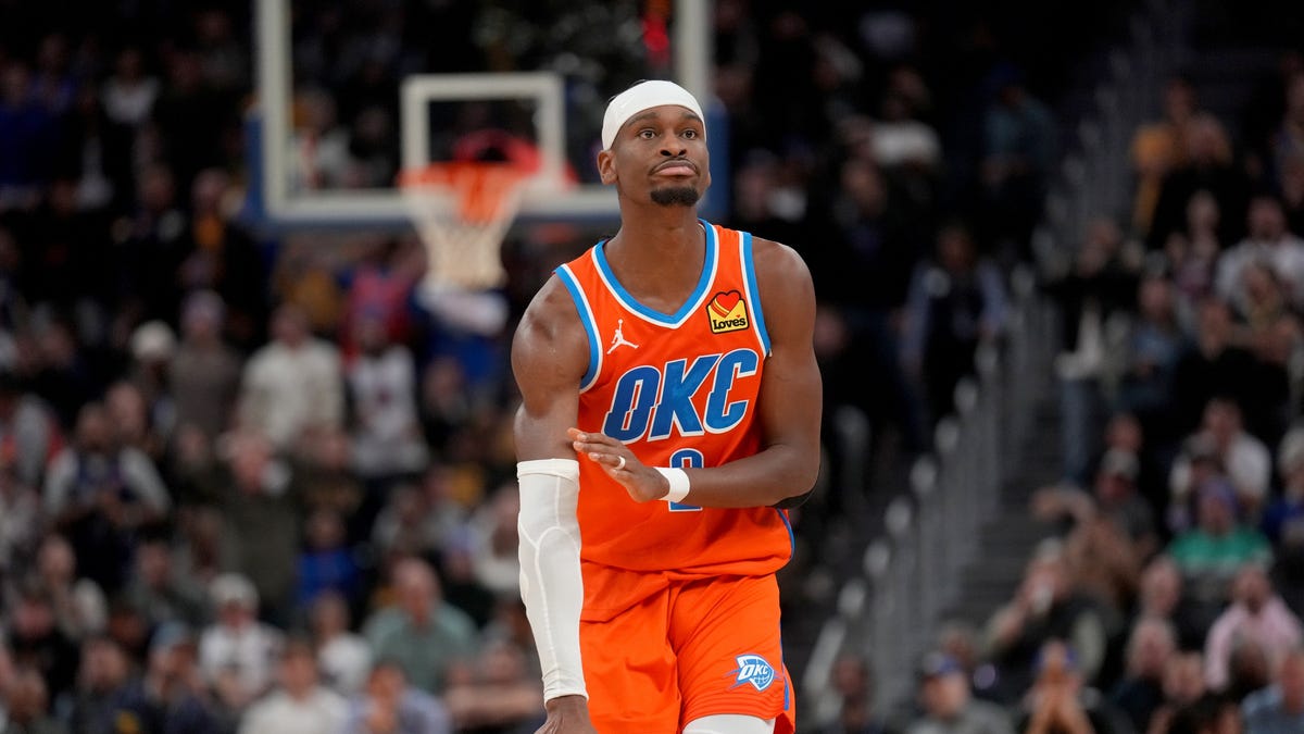 Oklahoma City Thunder start to 2025-26 NBA season ties Warriors record