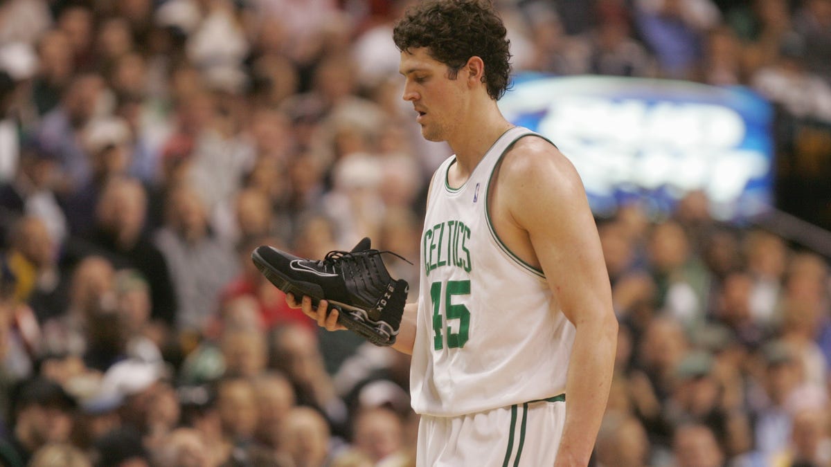 Celtics jersey history No. 45