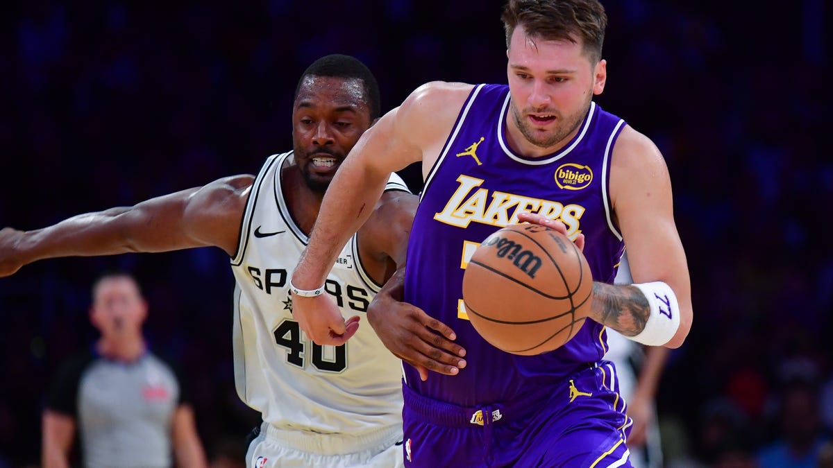 Spurs at Lakers NBA Cup quarterfinal odds, picks and predictions