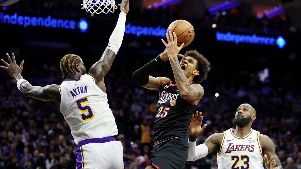 Sixers forward Dominick Barlow receives assessment from Paul George