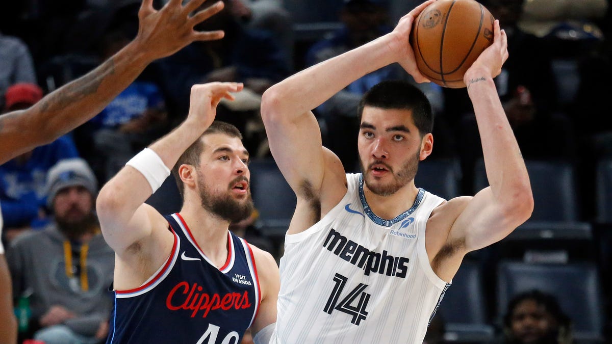 Zach Edey injured again. How long will Memphis Grizzlies star be out?