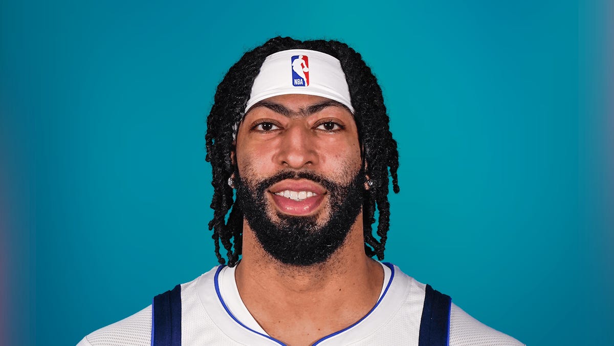 Pistons, Hawks, Raptors' level of interest in Anthony Davis questionable due to his injury history