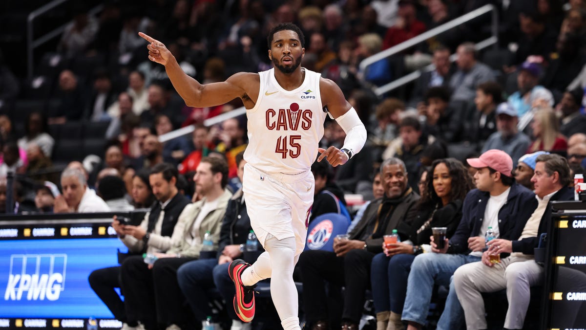Cleveland Cavs score vs New Orleans Pelicans live game updates