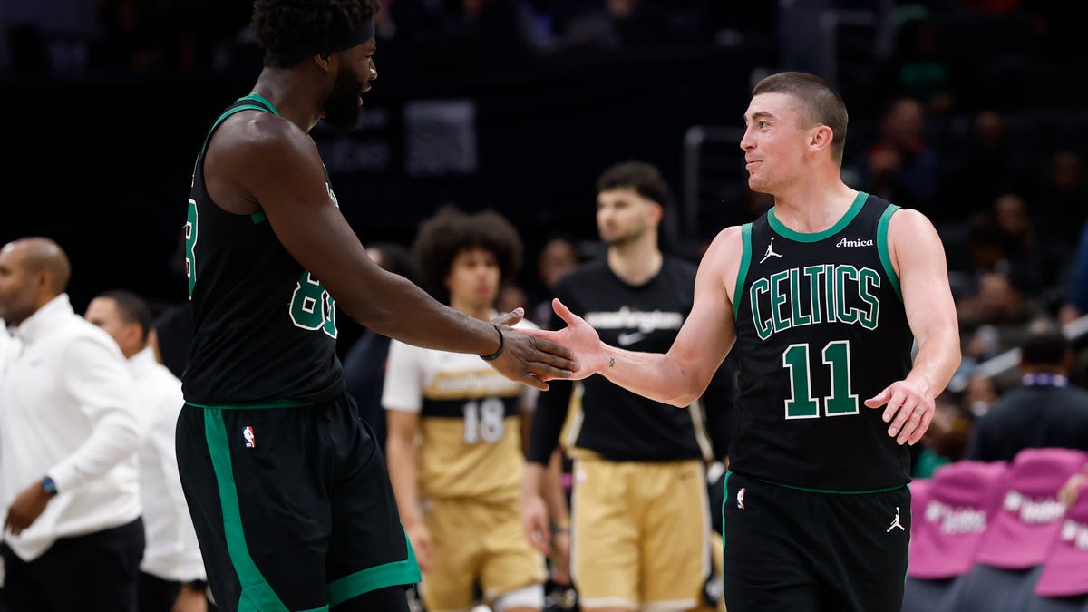 Neemias Queta on improving his play with Celtics teammate Payton Pritchard