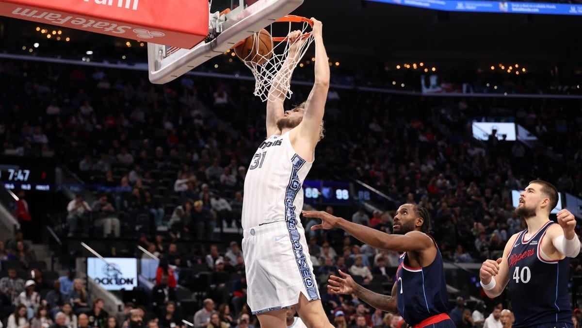 Oklahoma City Thunder vs. Los Angeles Clippers odds, tips and betting trends