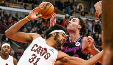 Josh Giddey records triple-double as Bulls rout Cavs