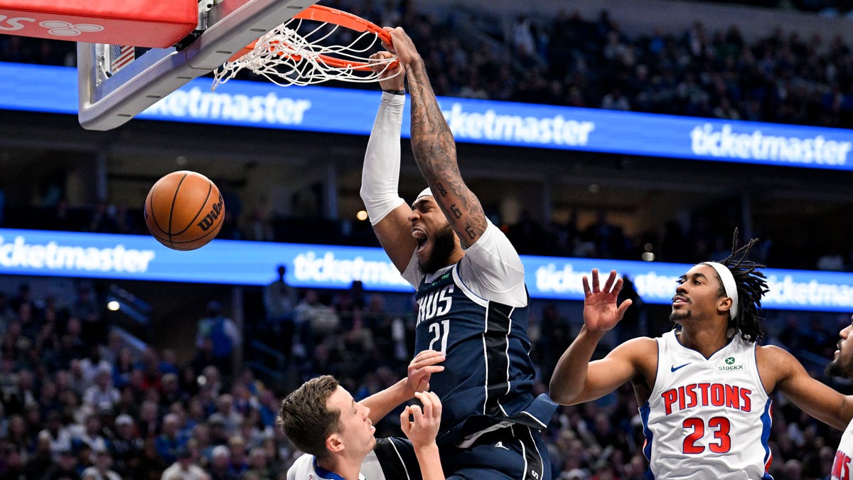 Wing exits Detroit Pistons game