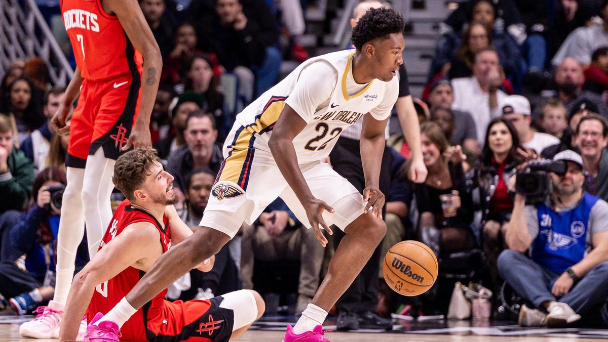 Collapse at New Orleans exposes Houston’s defense