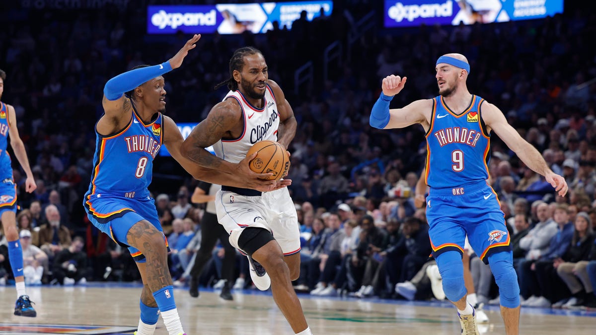 Best images from Thunder's 122-101 win over Clippers