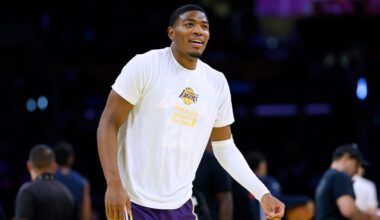 Lakers release injury report for Saturday's game versus Clippers