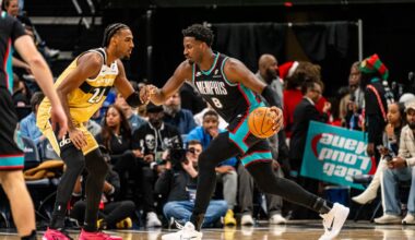 Memphis blows 20-point lead and loses