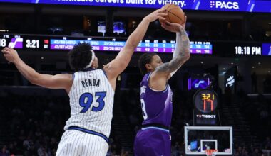 Noah Penda shines with double-double in win over Jazz