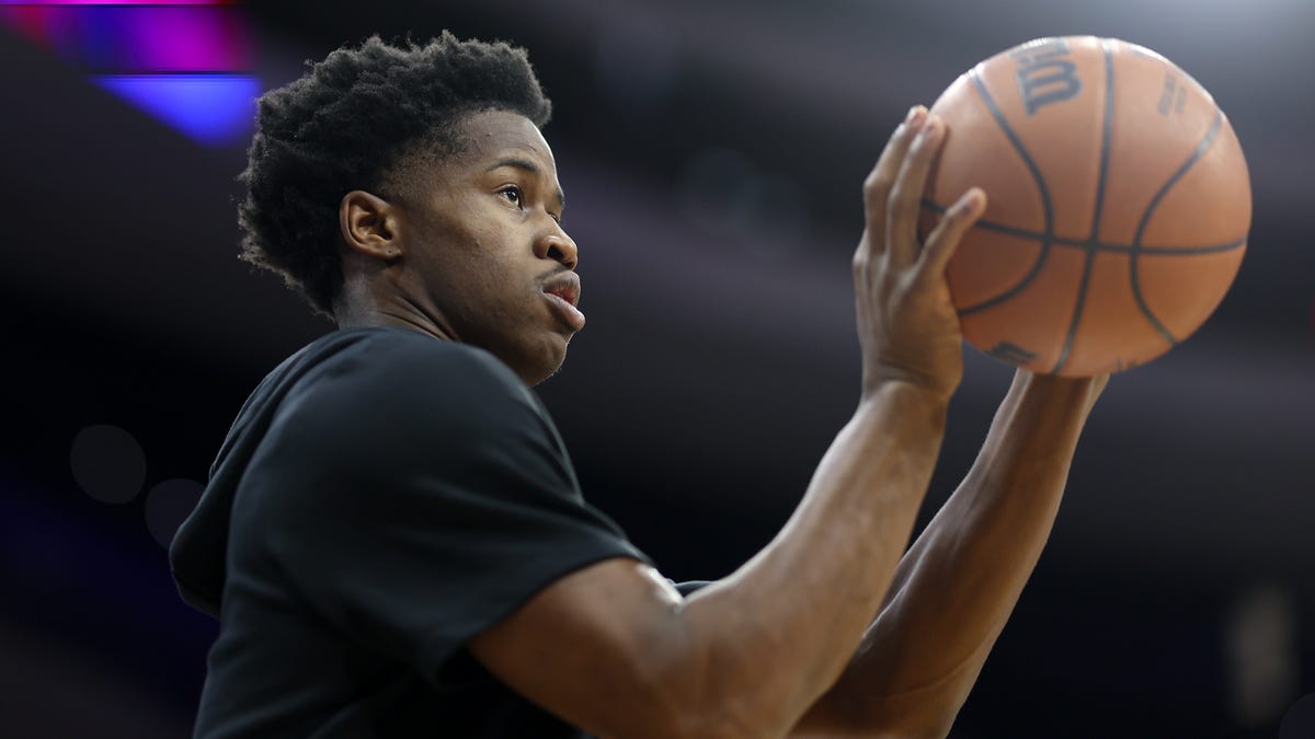 Sixers standout rookie VJ Edgecombe added to injury report vs. Nets