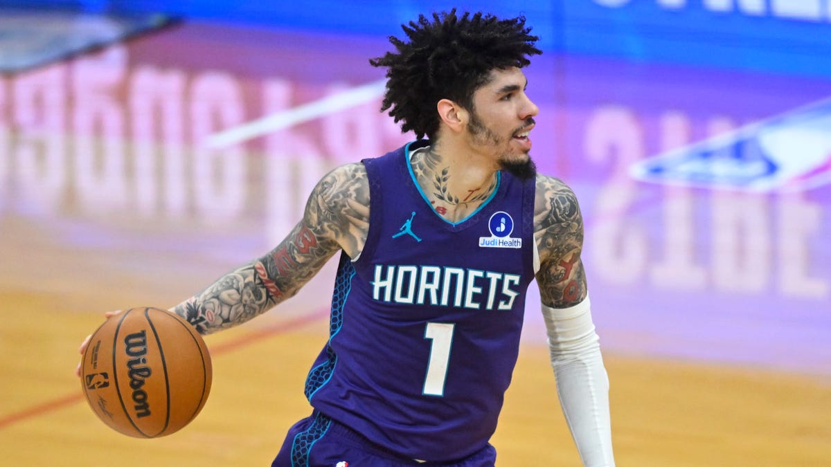 Wizards at Hornets odds, picks and predictions