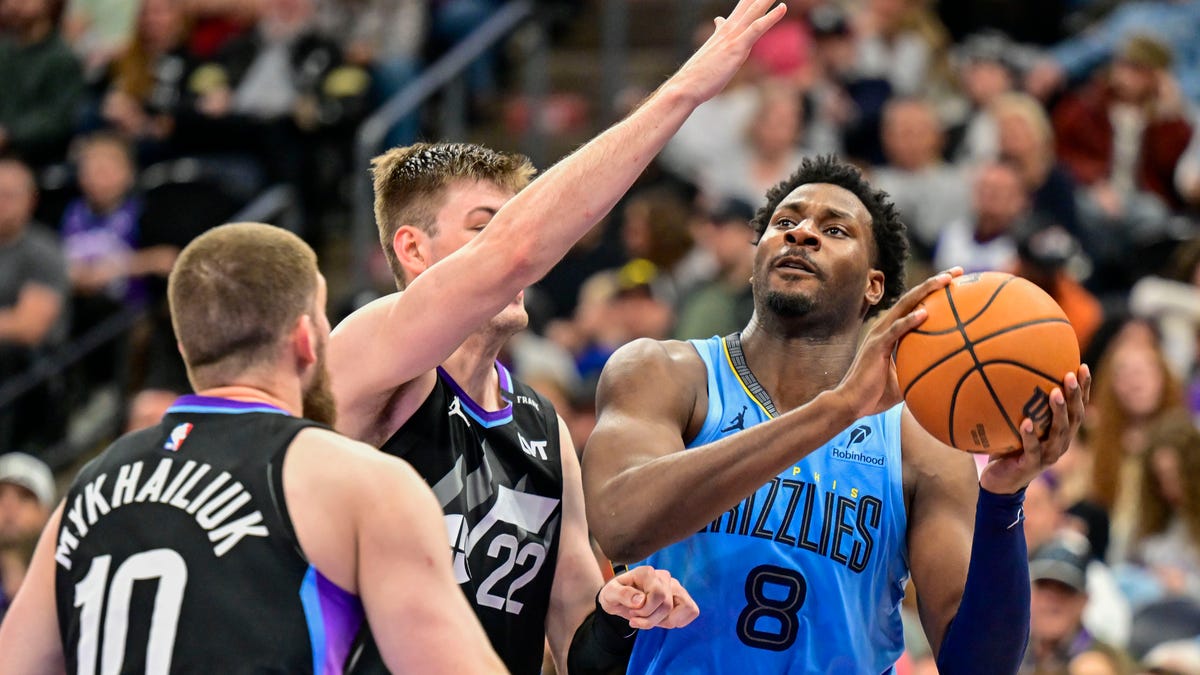 Memphis Grizzlies vs Milwaukee Bucks live score updates, highlights