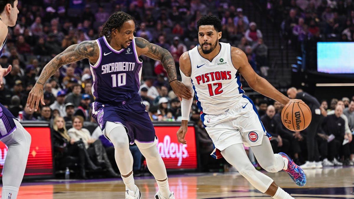 Pistons fire on all cylinders for road victory in Sacramento