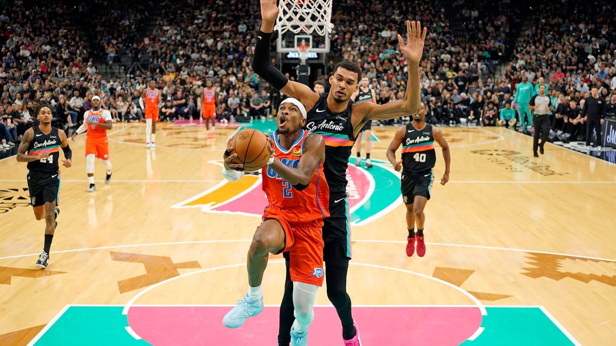 Spurs at Thunder odds, picks and predictions