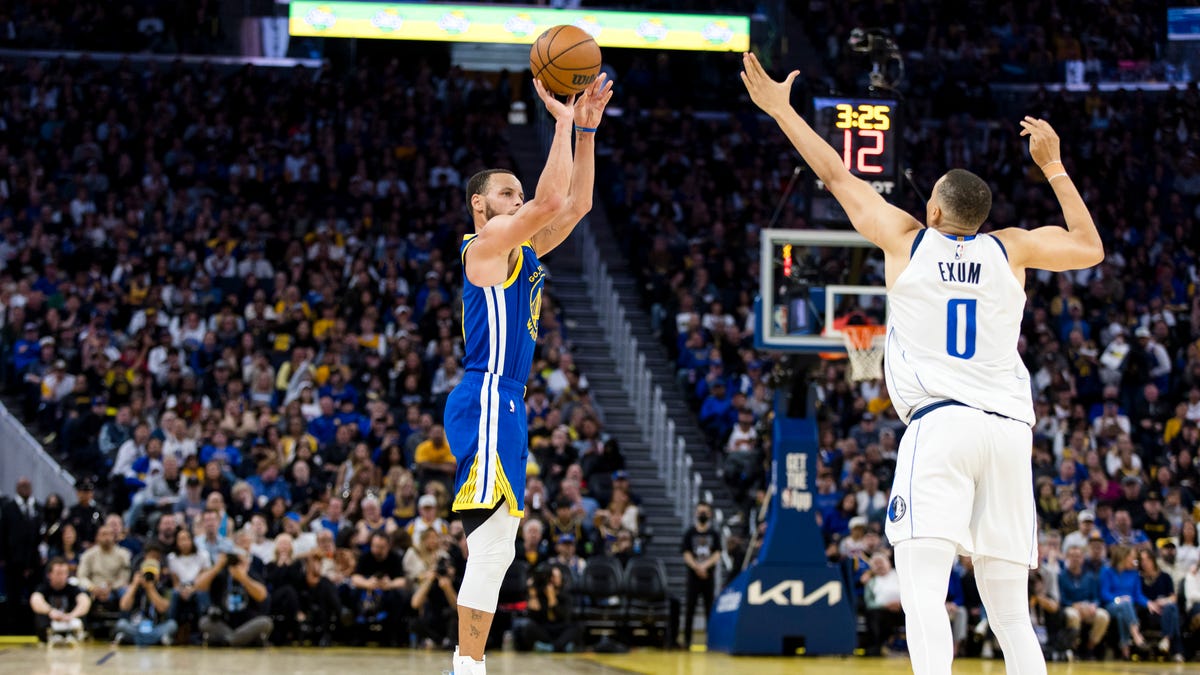 Mavericks at Warriors odds, picks and predictions