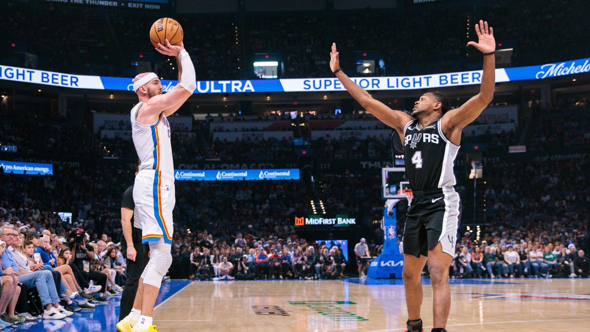 Alex Caruso talks OKC inconsistencies after Christmas loss to Spurs