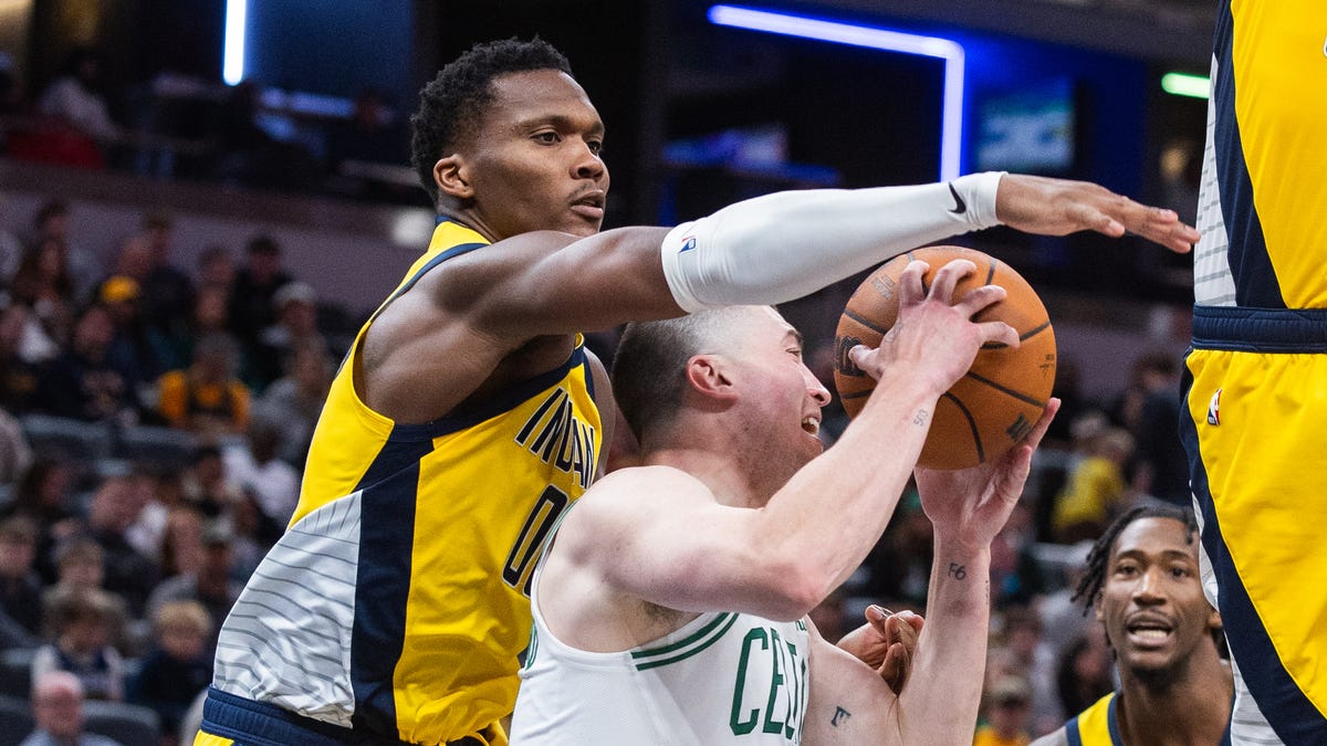The Celtics just annihilated the Pacers 140-122 on their own home court