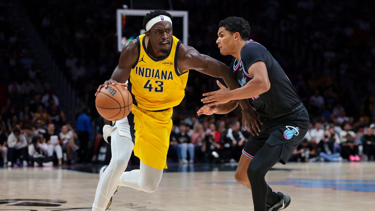 Miami scores 44 in fourth quarter to blowout Indiana