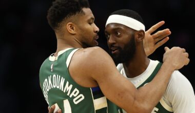 Bucks win two straight for first time in months, beat Hornets 123-113