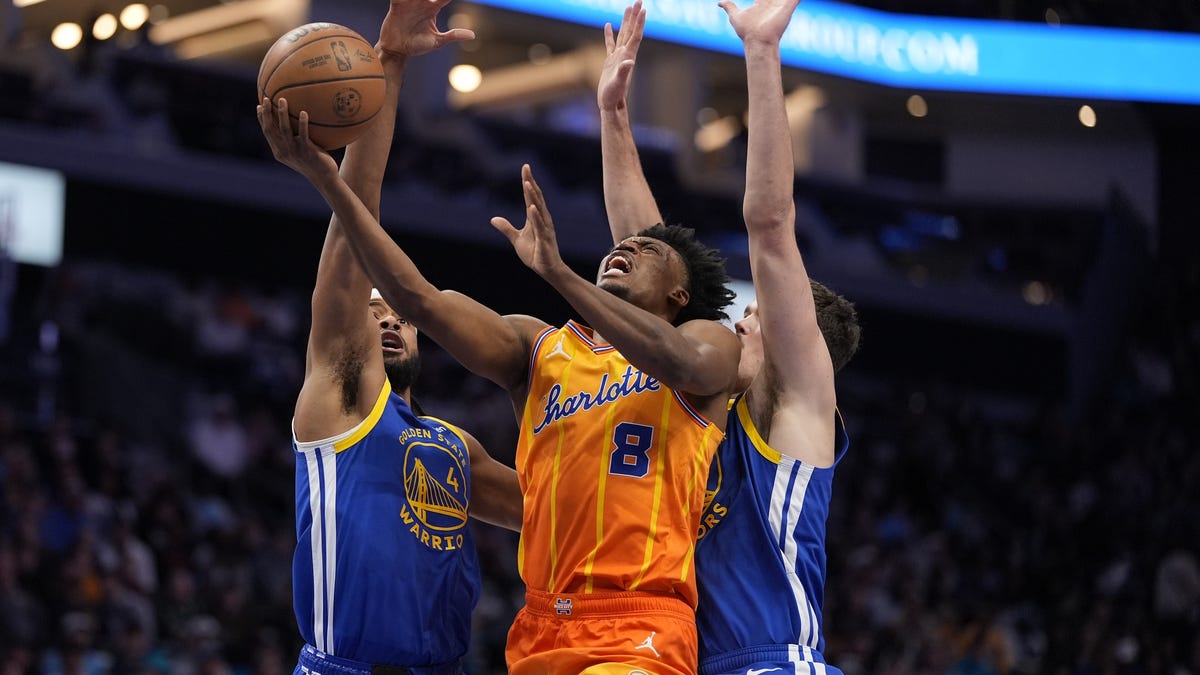 Warriors vs Hornets highlights, score as Steph Curry leads win