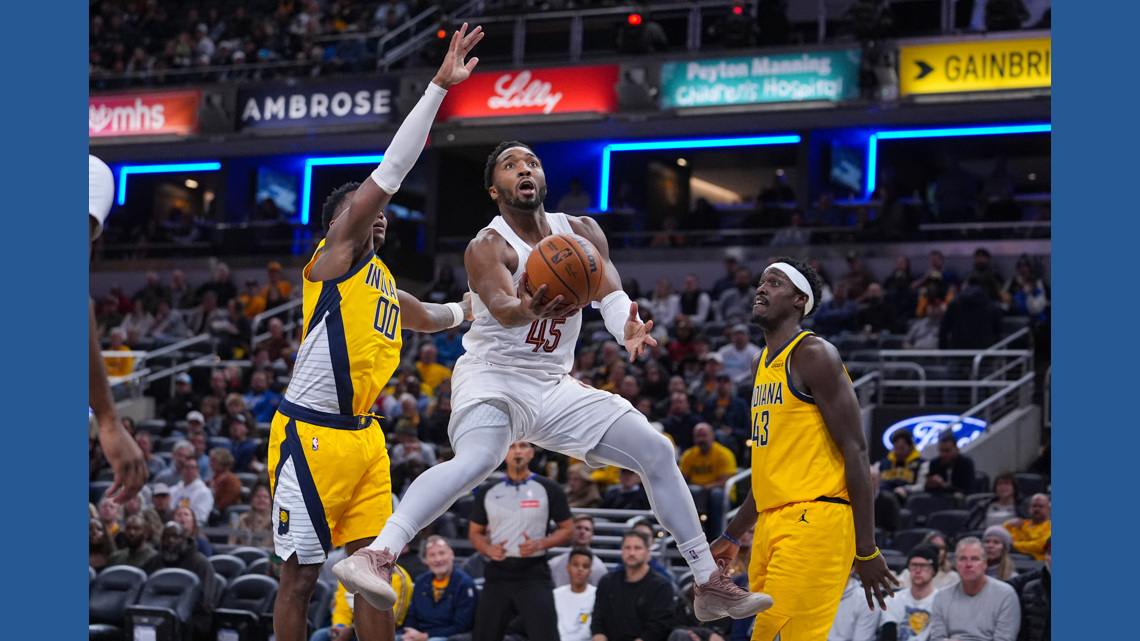 Donovan Mitchell scores 43 points to lead Cleveland Cavaliers to 135-119 win over Indiana Pacers