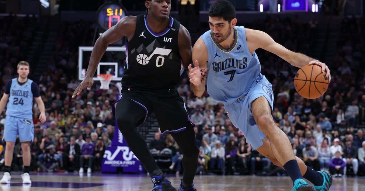 Santi Aldama scores a career-high 37 points, with 7 3-pointers, to lead the Grizzlies past the Jazz :: WRAL.com