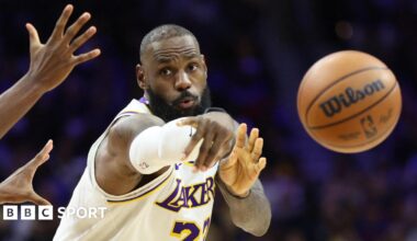 LeBron James in action against the Philadelphia 76ers