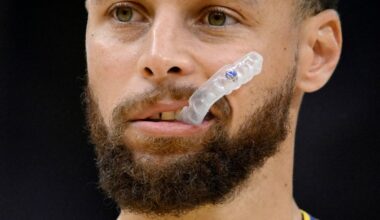 Warriors fans told to brace for potential Steph Curry departure