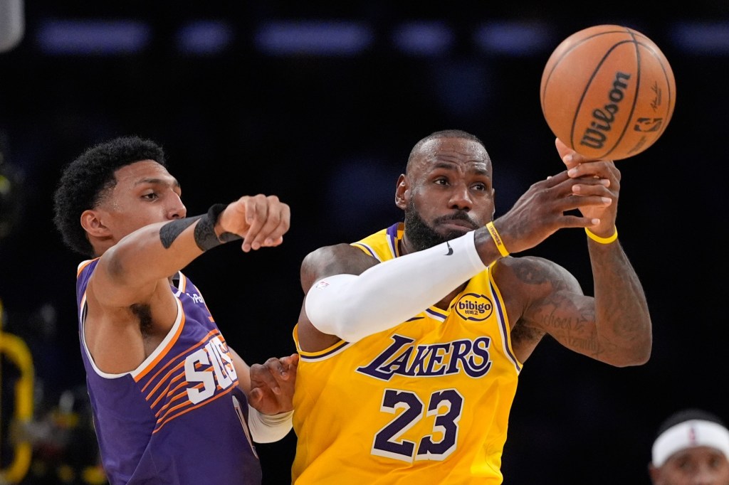 Lakers’ 7-game win streak ends amid sloppiness in blowout loss to Suns – Orange County Register
