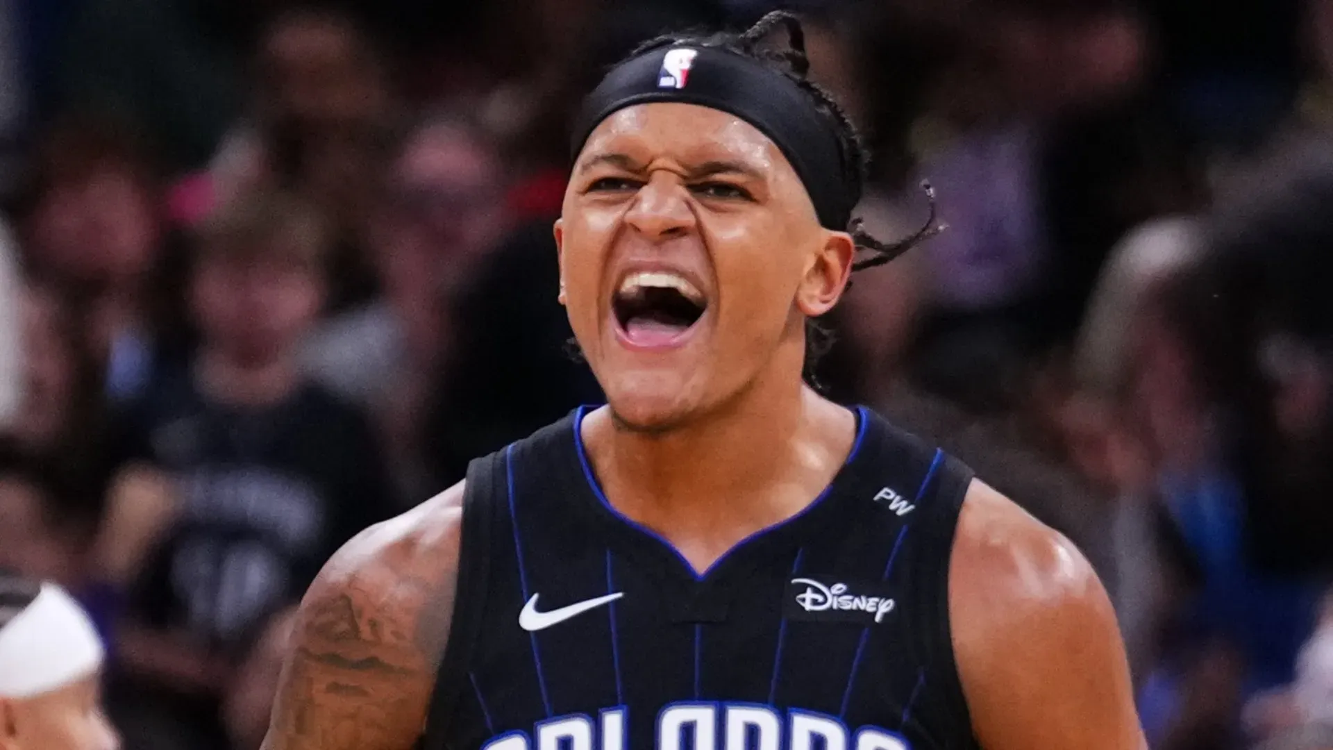 Paolo Banchero shouts