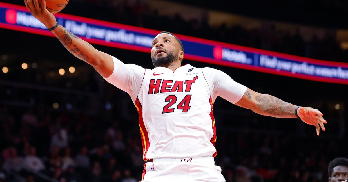 Norman Powell's 25 points lead Miami Heat to win over struggling Atlanta Hawks