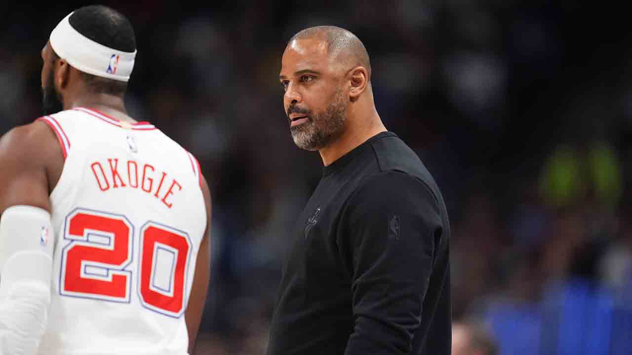 Rockets' Ime Udoka blasts officials after loss to Nuggets