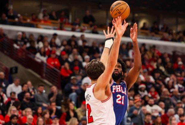 Philadelphia 76ers center Joel Embiid (21) shoots the ball in the third quarter during a game against the Bulls, Friday, Dec. 26, 2025, at the United Center in Chicago. (Dominic Di Palermo/Chicago Tribune)