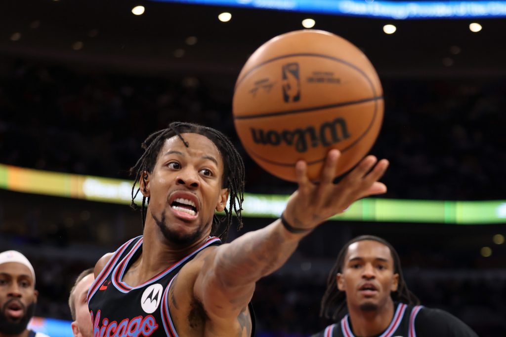 Bulls offense is at a standstill — and the college guard averaging 25.9 points per game – Chicago Tribune