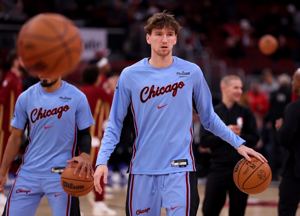 As Chicago Bulls' struggle continues, Matas Buzelis learning to cope