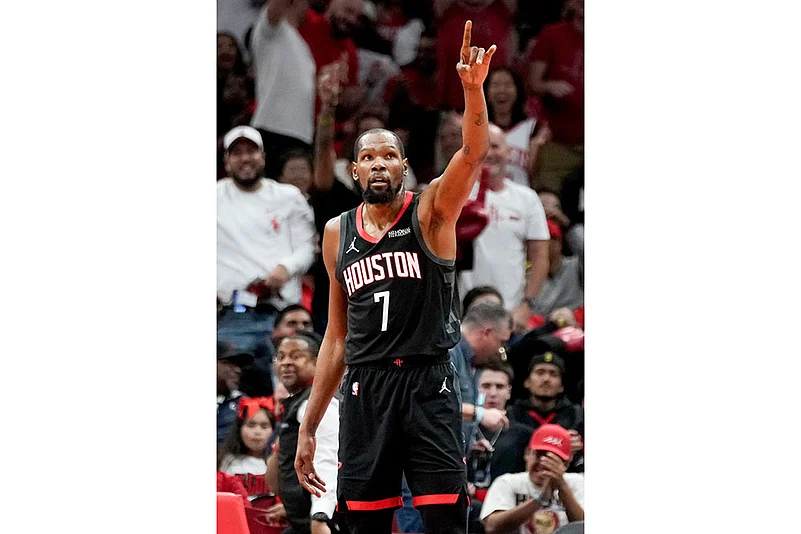 NBA Basketball Game: Houston Rockets vs Cleveland Cavaliers