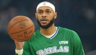 Celtics Linked To Mavs Big Man In Trade Buzz