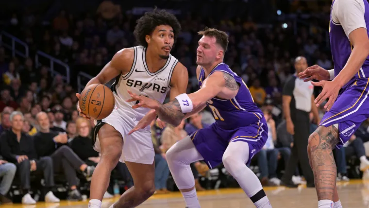 ESPN Reporter Says Spurs Staying the Course Despite Blockbuster Trade Rumors image