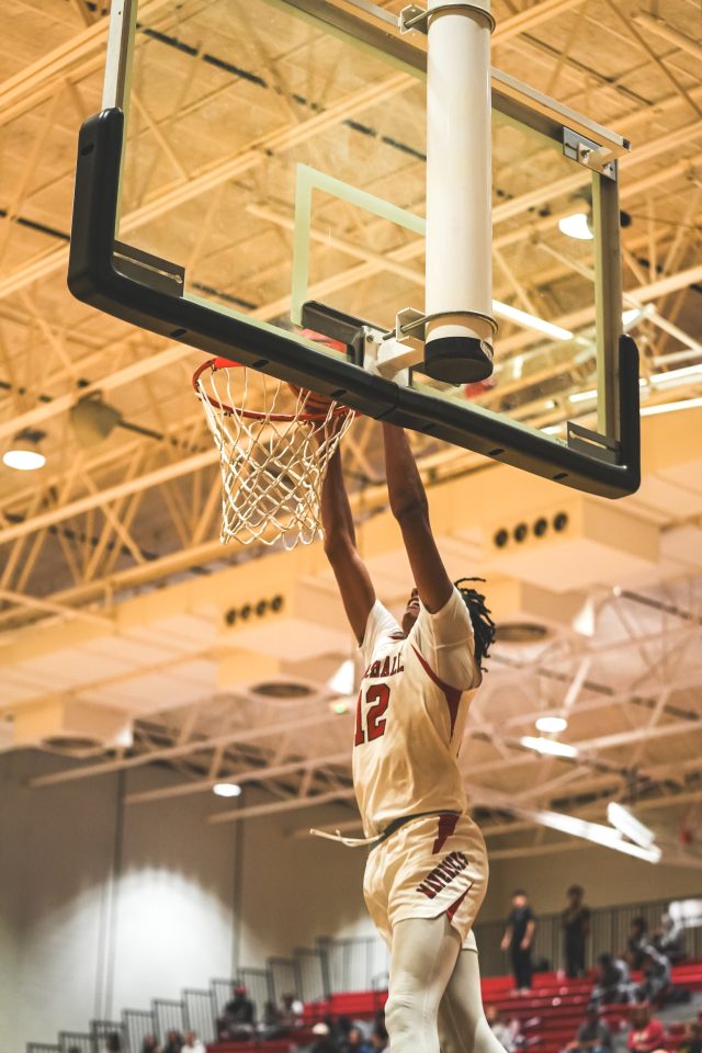 Mount Pleasant basketball takes the double-header sweep over Marshall