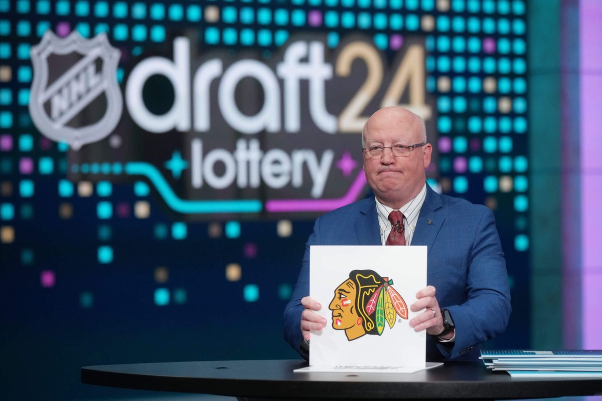 As Blackhawks’ playoff hopes slide, is it time to turn attention to draft lottery again?