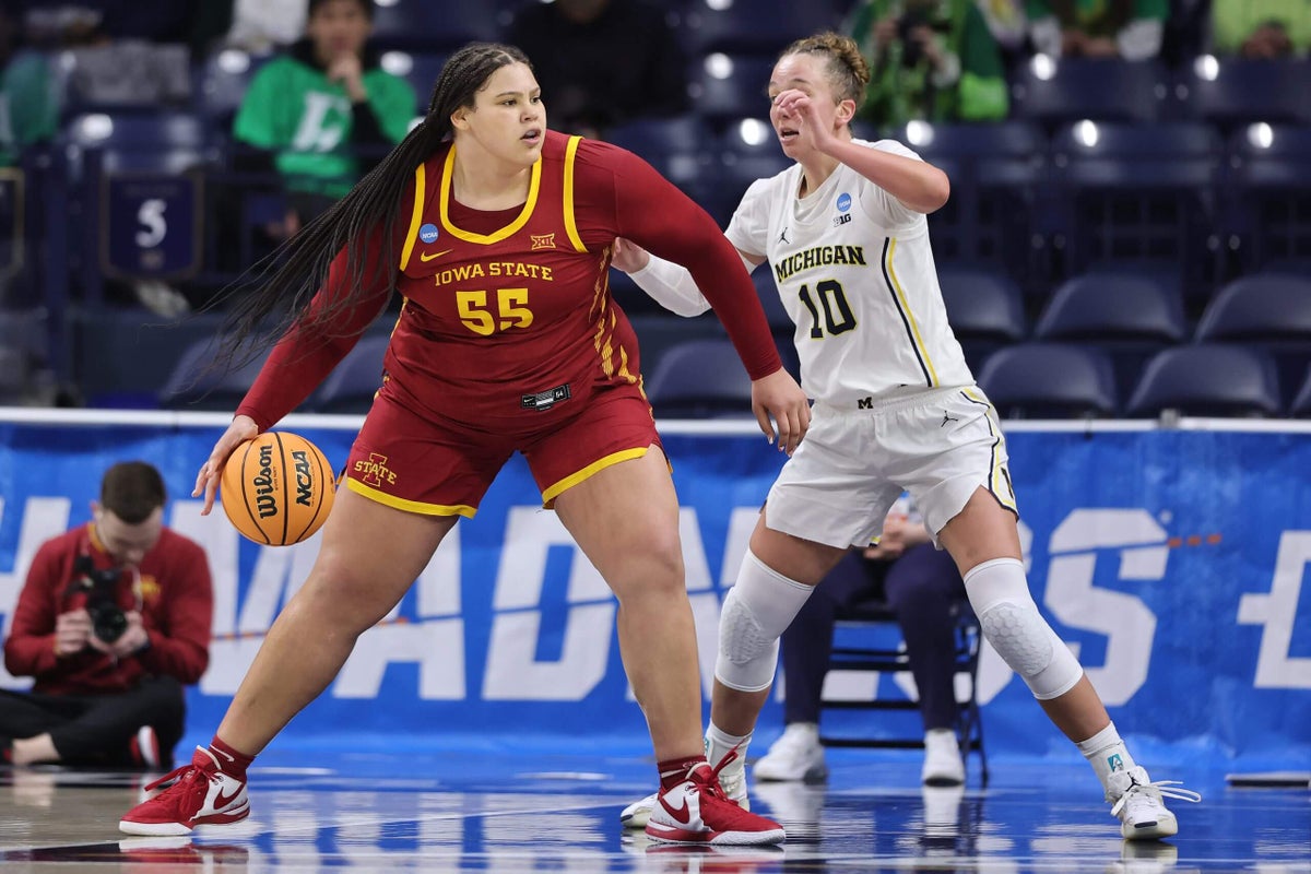 Audi Crooks’ unprecedented scoring pace — and other jaw-dropping college basketball feats