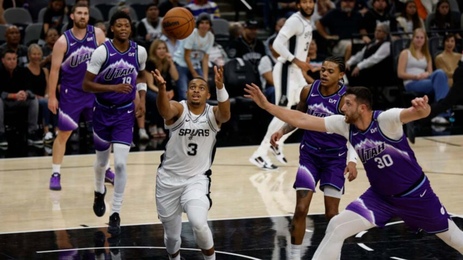 San Antonio Spurs star gets brutally honest about team after ‘humbling’ loss to Utah Jazz